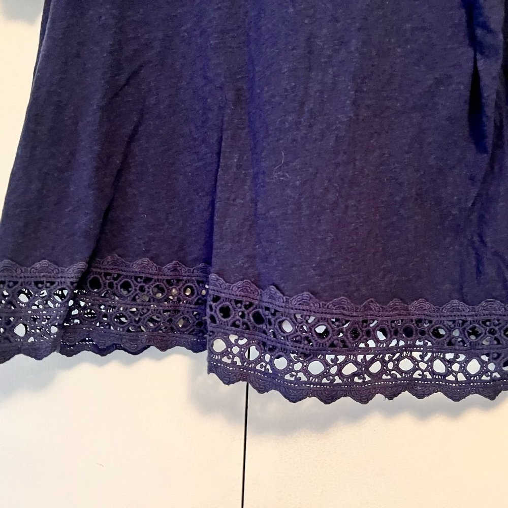 Loft Navy, Cotton Short Sleeve T-Shirt w/Crochet Hem and Sleeves - Medium - Picture 2 of 4